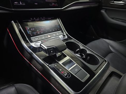 Used 2020 Audi Q8 Premium Plus AWD/4WD image 26