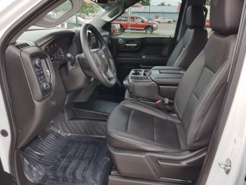 Used 2023 Chevrolet Silverado 1500 W/T w/ WT Value Package AWD/4WD image 17