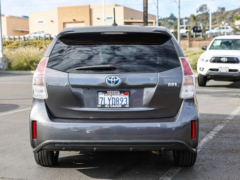 Used 2015 Toyota Prius V Three image 21