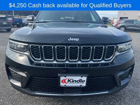 New 2025 Jeep Grand Cherokee Laredo X w/ Luxury Tech Group I image 2