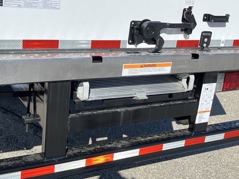 New 2024 Chevrolet Low Cab Forward image 21