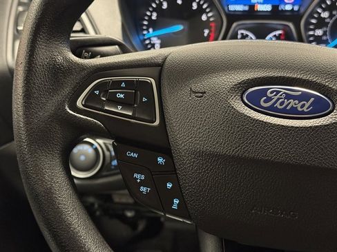 Used 2019 Ford Escape SE image 19