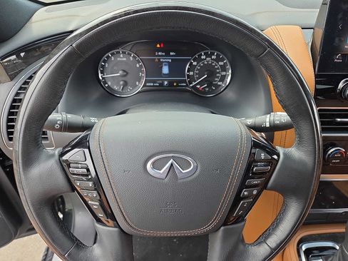 Used 2024 INFINITI QX80 Sensory AWD/4WD image 20