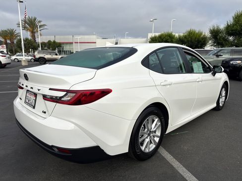 Certified 2025 Toyota Camry LE FWD image 12