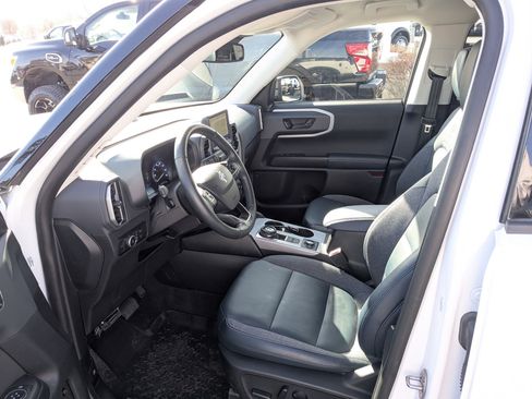 Used 2023 Ford Bronco Sport Outer Banks w/ Tech Package image 18