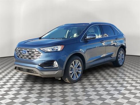 Used 2019 Ford Edge Titanium image 8