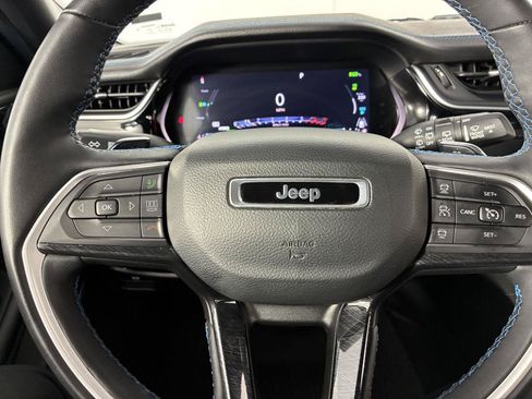 Used 2024 Jeep Grand Cherokee Trailhawk AWD/4WD image 79