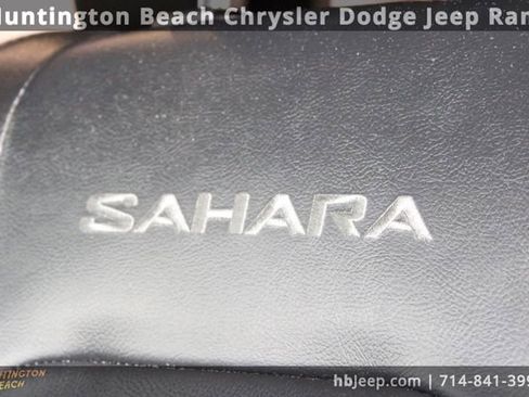Used 2022 Jeep Wrangler Unlimited Sahara image 36