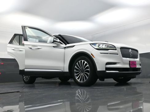 Used 2023 Lincoln Aviator Reserve w/ Equipment Group 201A image 28
