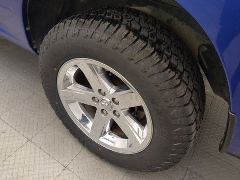 Used 2016 RAM 1500 Express RWD image 31