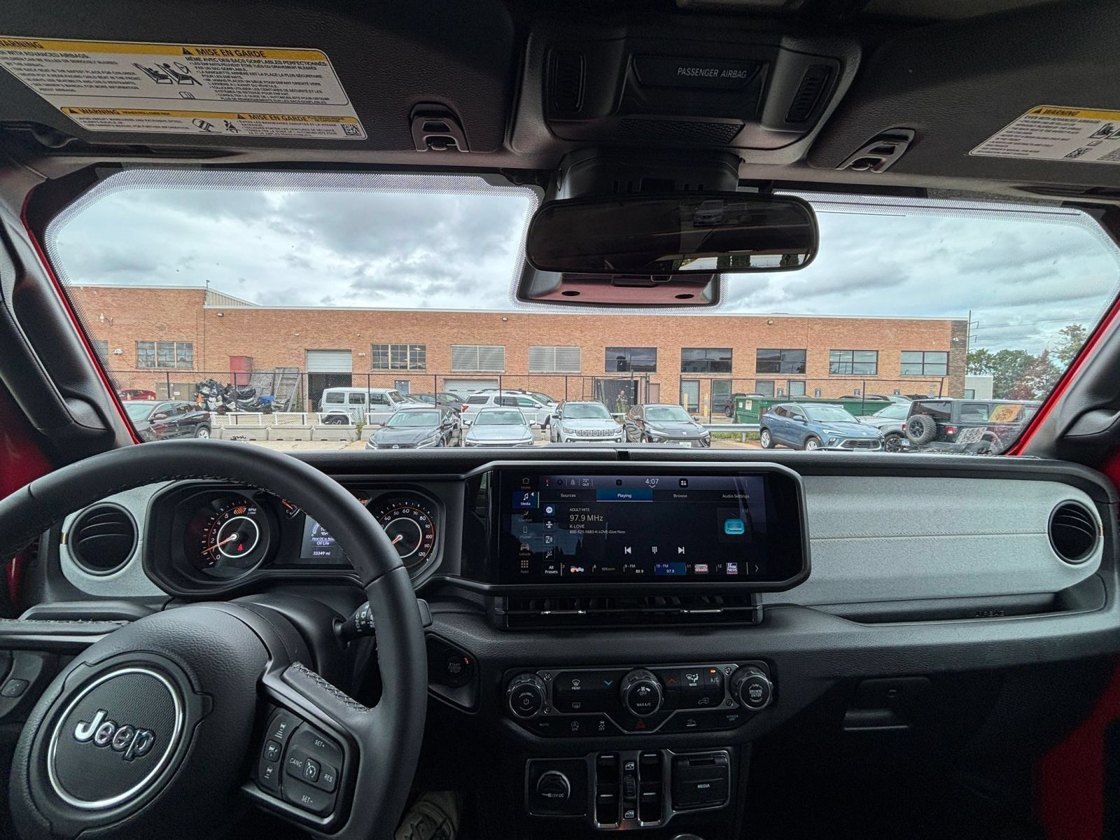 Used 2025 Jeep Wrangler Unlimited Sport AWD/4WD image 30