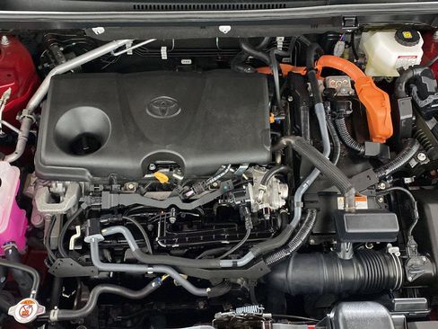 Used 2024 Toyota RAV4 XLE w/ Convenience Package AWD/4WD image 9