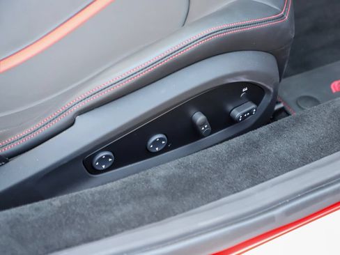 Certified 2022 Ferrari F8 Tributo RWD image 67