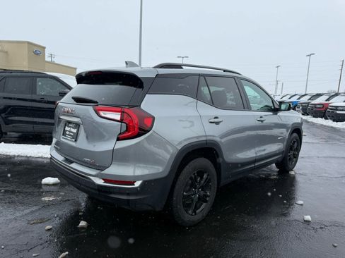 Used 2024 GMC Terrain AT4 image 20