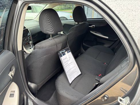 Used 2011 Toyota Corolla S FWD image 3