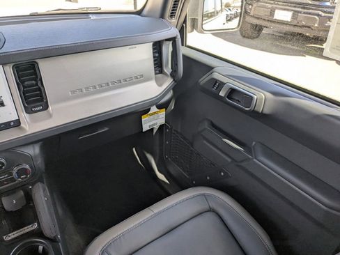 New 2026 Ford Bronco Outer Banks w/ Sasquatch Package AWD/4WD image 19
