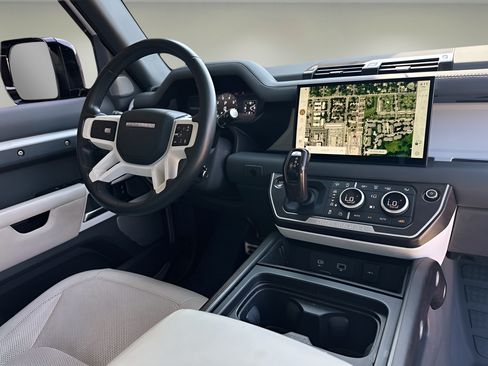 Used 2023 Land Rover Defender 130 First Edition AWD/4WD image 9