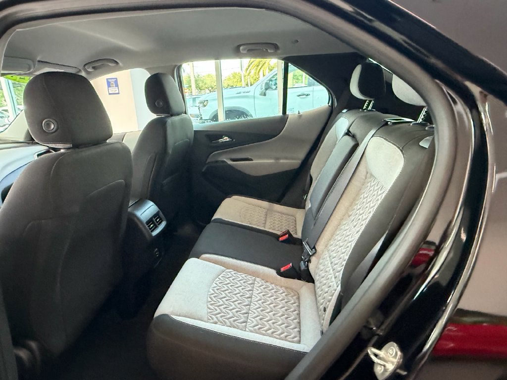Used 2024 Chevrolet Equinox LS w/ Driver Confidence II Package FWD image 11