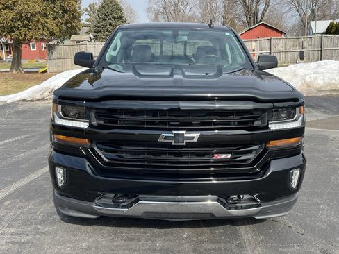 Used 2018 Chevrolet Silverado 1500 LT w/ All Star Edition image 2