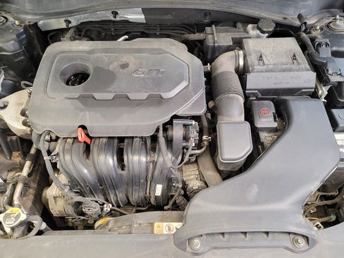 Used 2019 Kia Optima LX image 30