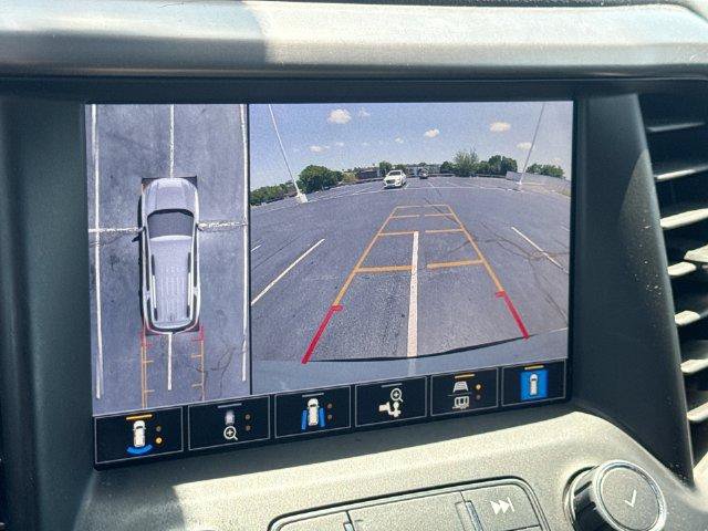 Used 2023 GMC Acadia AT4 w/ Technology Package AWD/4WD image 25