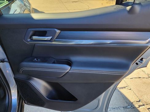 New 2026 GMC Terrain Elevation w/ Elevation Premium Package image 38