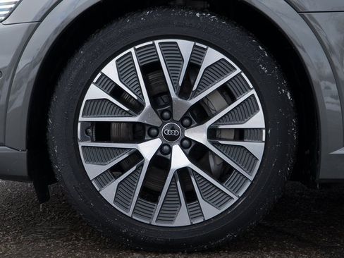 Certified 2024 Audi Q8 e-tron Premium Plus w/ Premium Plus Package image 12