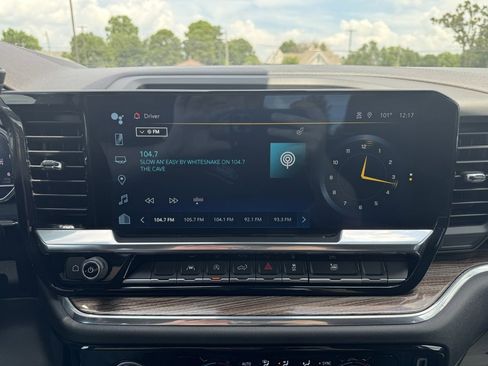 Used 2024 Chevrolet Silverado 1500 RST image 10