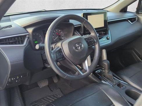 Used 2023 Toyota Corolla Cross AWD Hybrid image 9
