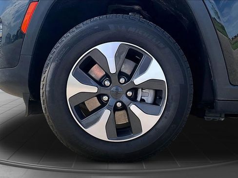 Used 2024 Jeep Grand Cherokee Limited 4xe AWD/4WD image 40