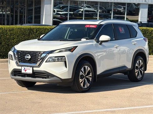 Certified 2023 Nissan Rogue SV w/ SV Premium B Package image 3