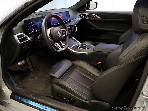 Used 2026 BMW 440i xDrive Coupe w/ Premium Package image 11