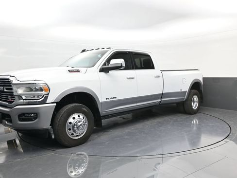 Used 2020 RAM 3500 Laramie AWD/4WD image 4
