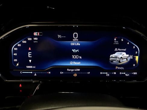 Used 2024 Chevrolet Silverado 1500 LT image 28