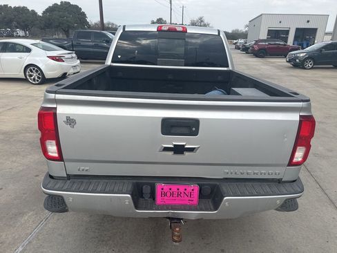 Used 2017 Chevrolet Silverado 1500 LTZ Z71 w/ LTZ Plus Package image 12