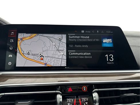 Used 2022 BMW X5 xDrive40i w/ Premium Package AWD/4WD image 13