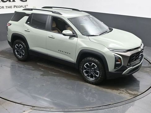 New 2026 Chevrolet Equinox ACTIV w/ Convenience Package III image 26