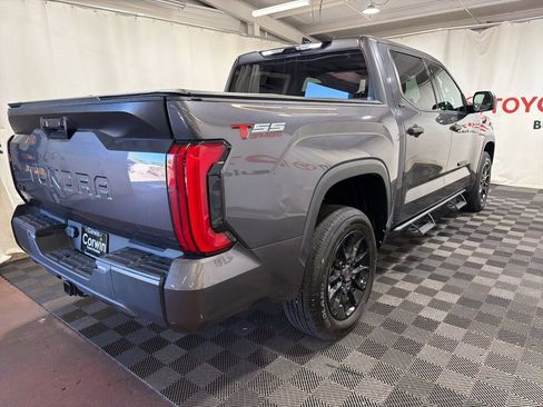 Used 2022 Toyota Tundra SR5 AWD/4WD image 7