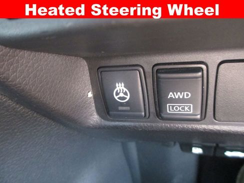 Used 2017 Nissan Rogue Sport SV w/ SV All-Weather Package image 23