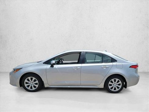 Used 2024 Toyota Corolla LE FWD image 8