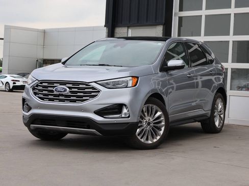 Used 2024 Ford Edge Titanium w/ Titanium Elite Package AWD/4WD image 3