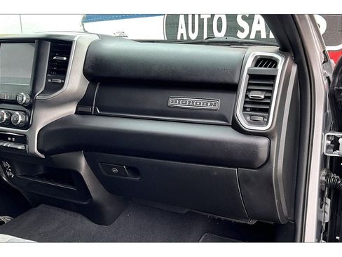 Used 2024 RAM 2500 Big Horn image 17