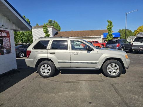 Used 2008 Jeep Grand Cherokee Laredo AWD/4WD image 13