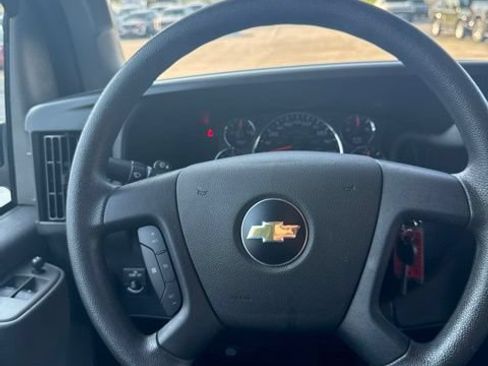 Used 2025 Chevrolet Express 2500 w/ Driver Convenience Package RWD image 16