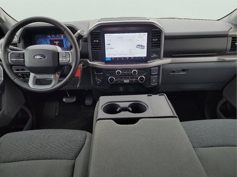 Used 2025 Ford F150 XLT w/ Equipment Group 301A Standard AWD/4WD image 9