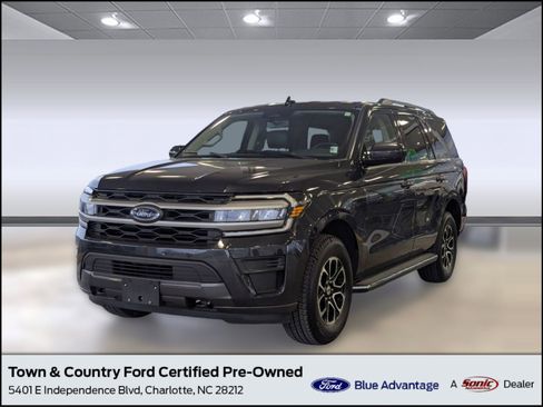 Certified 2023 Ford Expedition XLT image 1