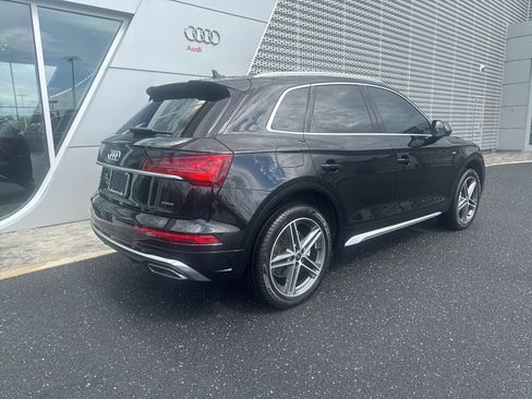 Certified 2024 Audi Q5 e Premium Plus AWD/4WD image 4