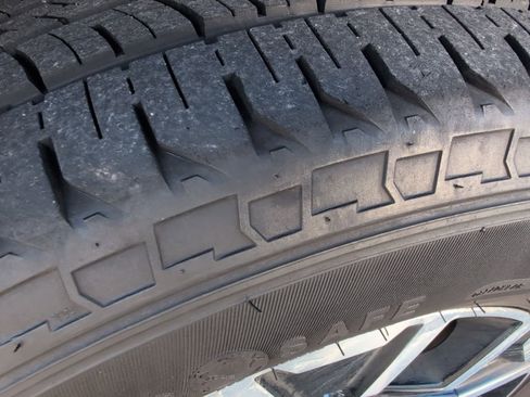 Used 2023 Toyota Tacoma TRD Sport image 30