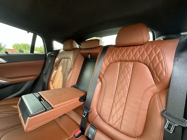 Used 2023 BMW X6 xDrive40i w/ Executive Package AWD/4WD image 18