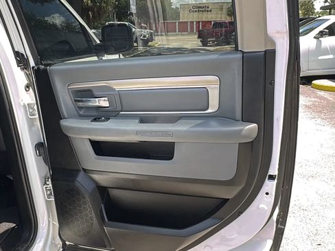 Used 2019 RAM 1500 Classic SLT RWD image 26